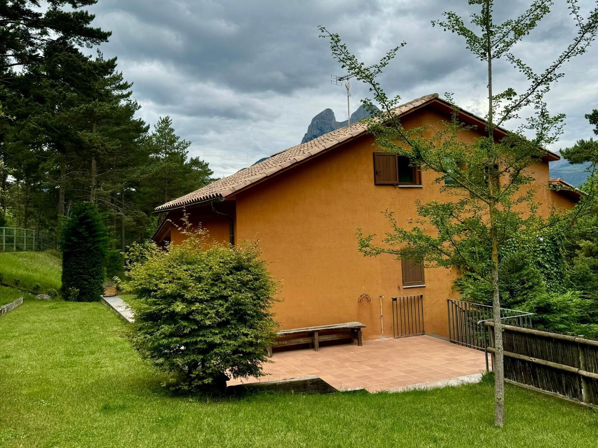 Cal Roig - Pedraforca Villa Saldes Luaran gambar
